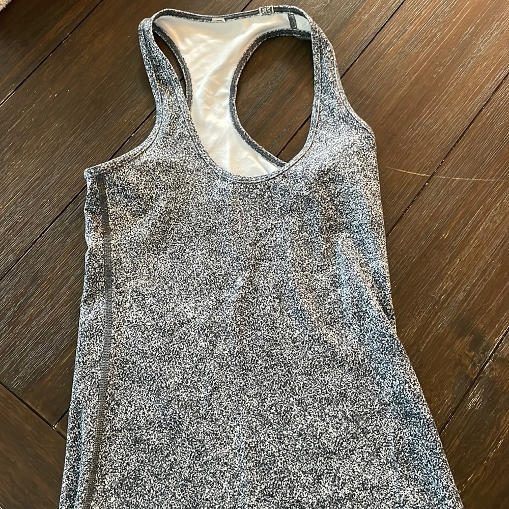 lululemon tank